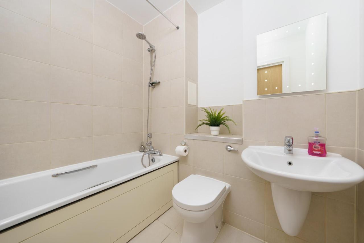 Attractive London Apartment 외부 사진